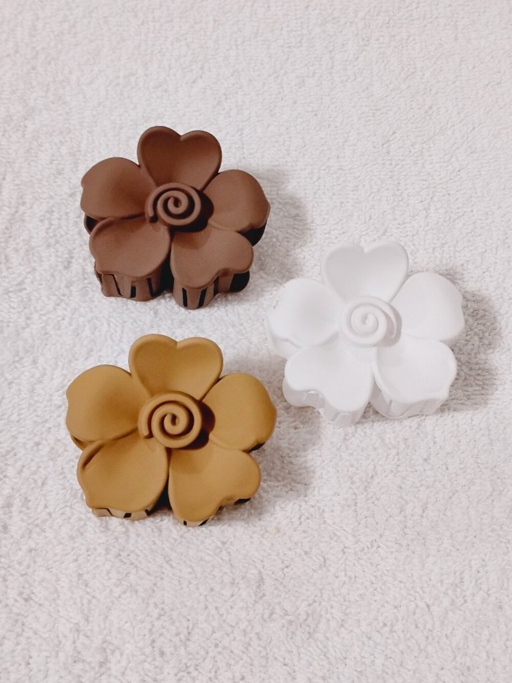 3 Pc Lot Coffee & Chocolate Brown & White Colors 2.5" Horizontal Hair Claw Clips